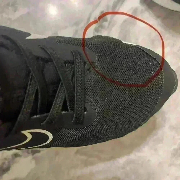 Nike Air Zoom Arcadia DM8492-002 Sz US 1Y EU 32 Black-White running Outdoor - Picture 10 of 11